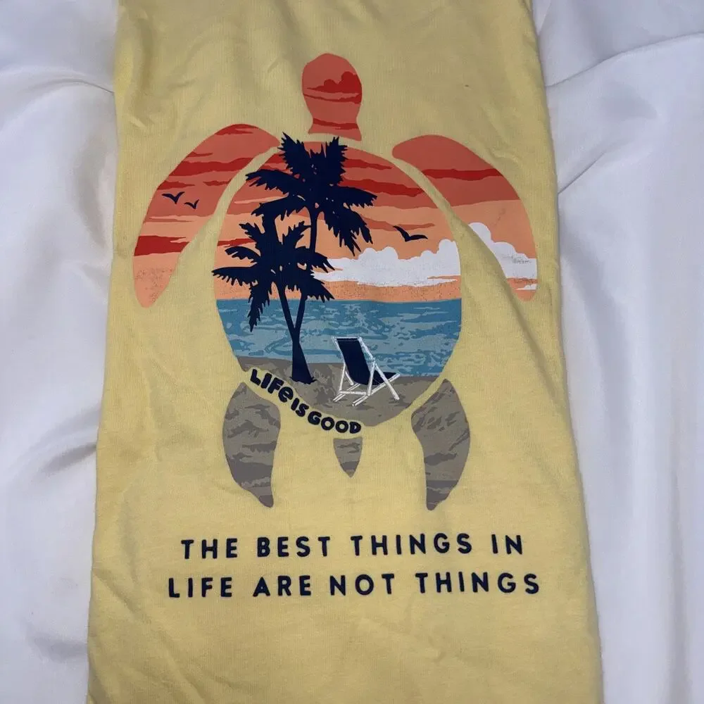 XL Unisex Life Is Good Shirt The Best Things In Life Are Not Things NWT - Picture 1 of 3
